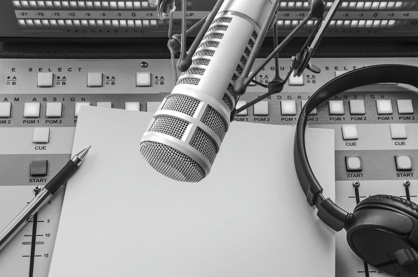 profesjonalny-mikrofon.jpg (98 KB)